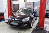 Opel Astra IV